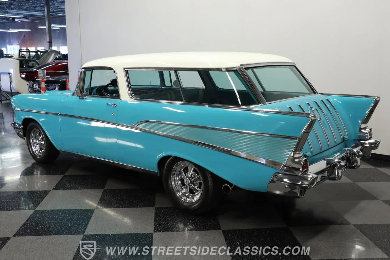 1957 Chevrolet Nomad - Thumbnail 6