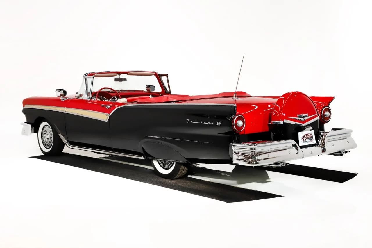 1957 Ford Fairlane 500 - Thumbnail 5