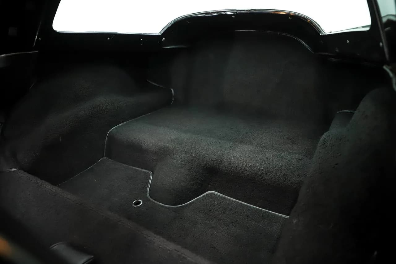 1966 Chevrolet Corvette - Thumbnail 4