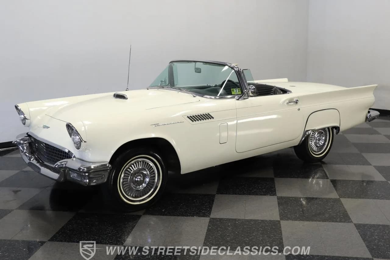 1957 Ford Thunderbird Convertible - Thumbnail 5