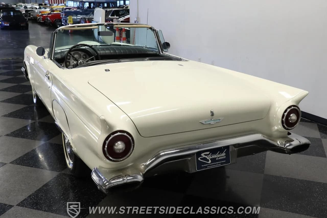 1957 Ford Thunderbird Convertible - Thumbnail 7