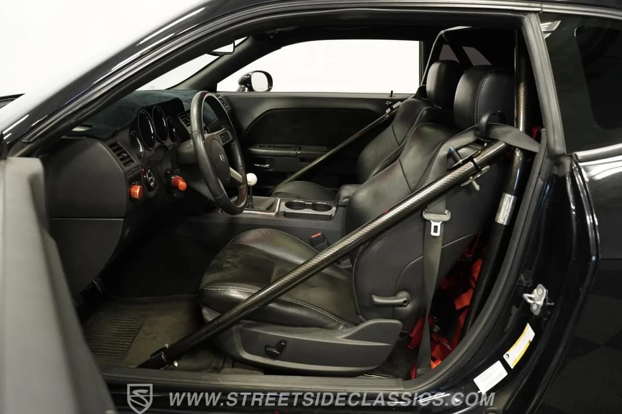 2010 Dodge Challenger SRT8 Twin Turbo - Thumbnail 3
