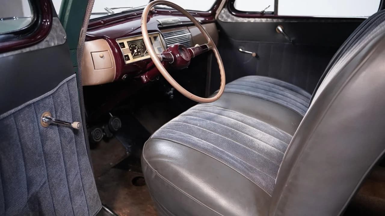 1940 Ford Tudor Sedan - Thumbnail 4