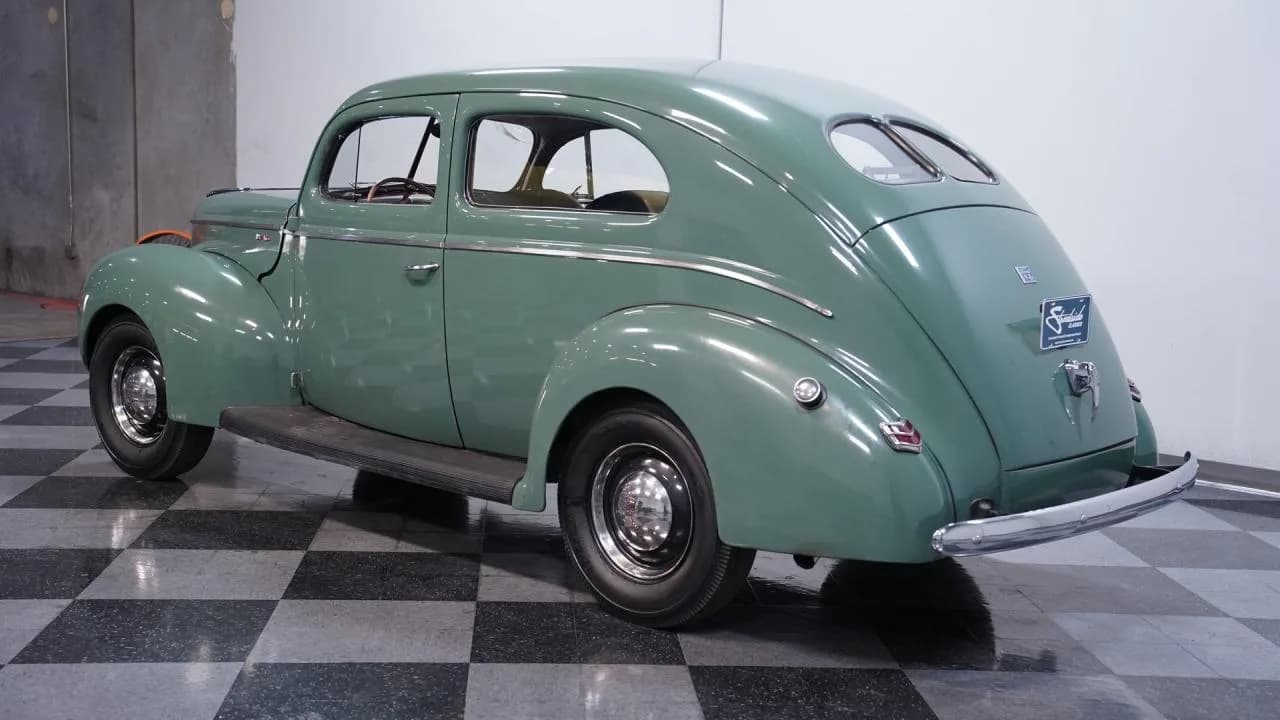 1940 Ford Tudor Sedan - Thumbnail 7