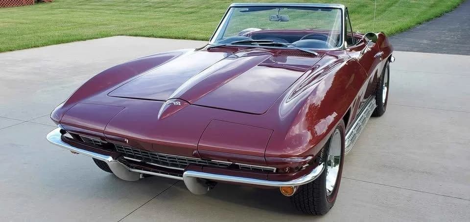 1967 Chevrolet Corvette - Thumbnail 7