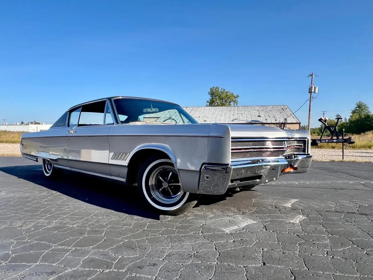 1968 Chrysler 300 - Thumbnail 4