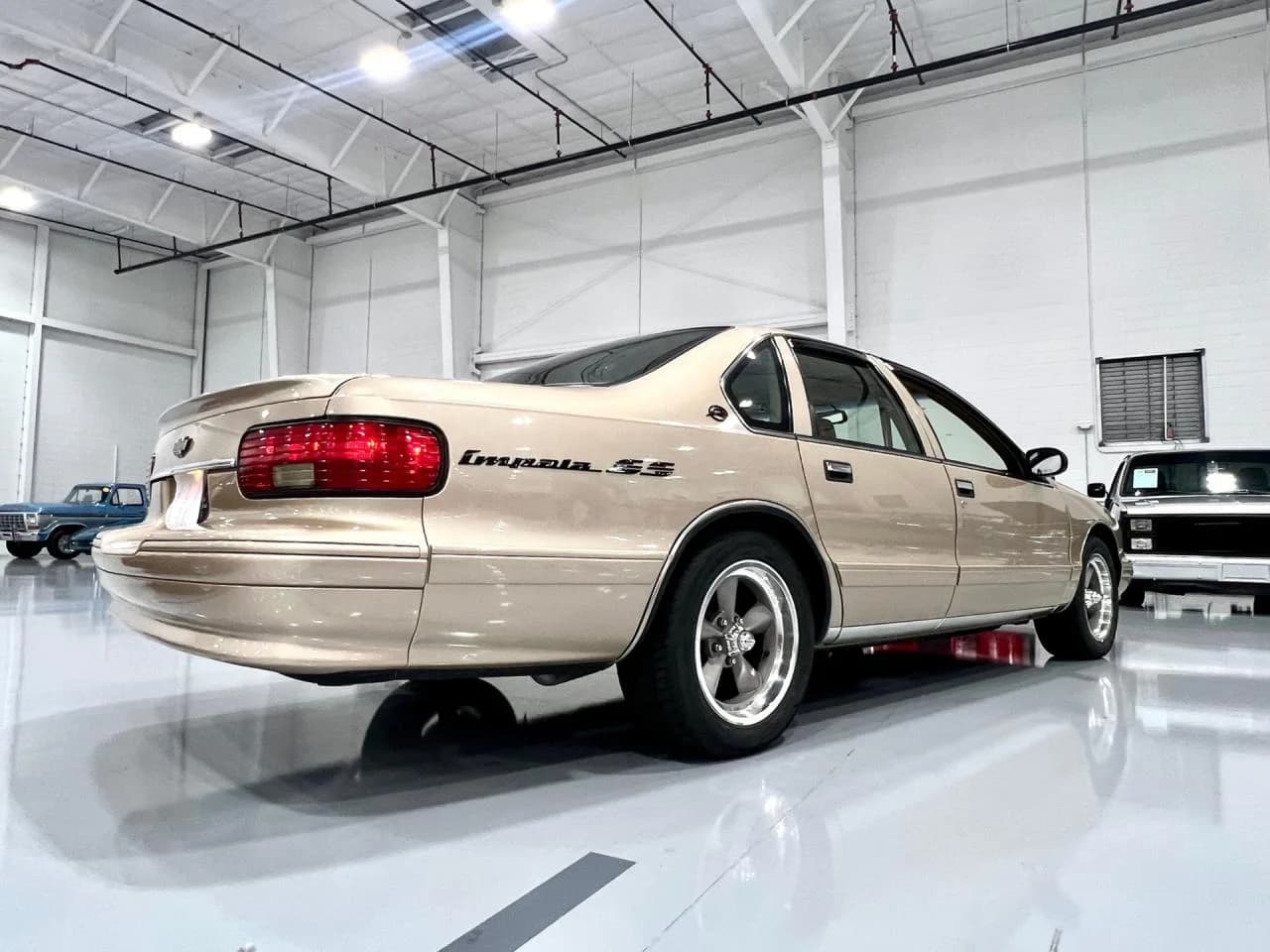 1996 Chevrolet Caprice - Thumbnail 5