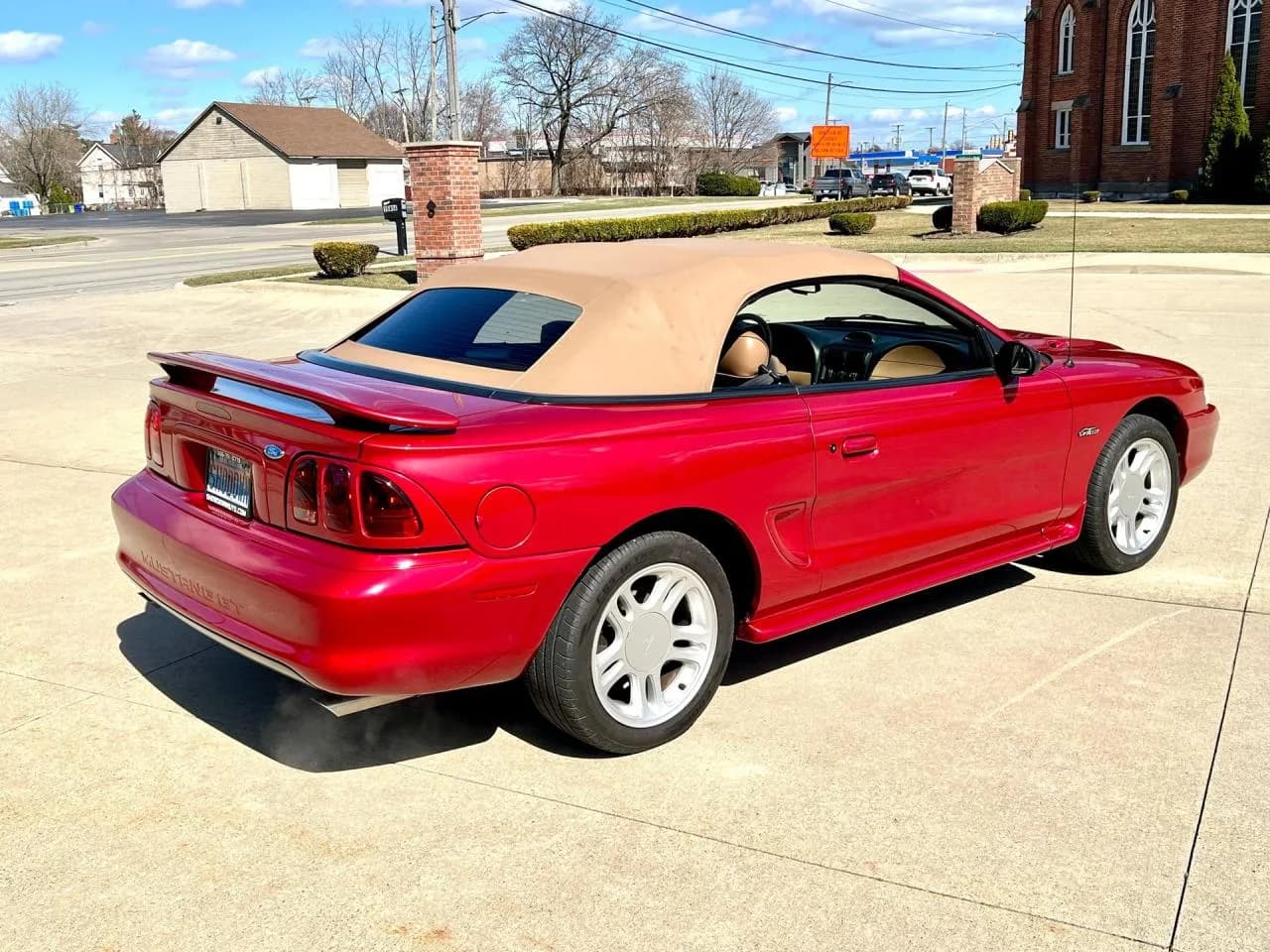 1996 Ford Mustang GT - Thumbnail 5