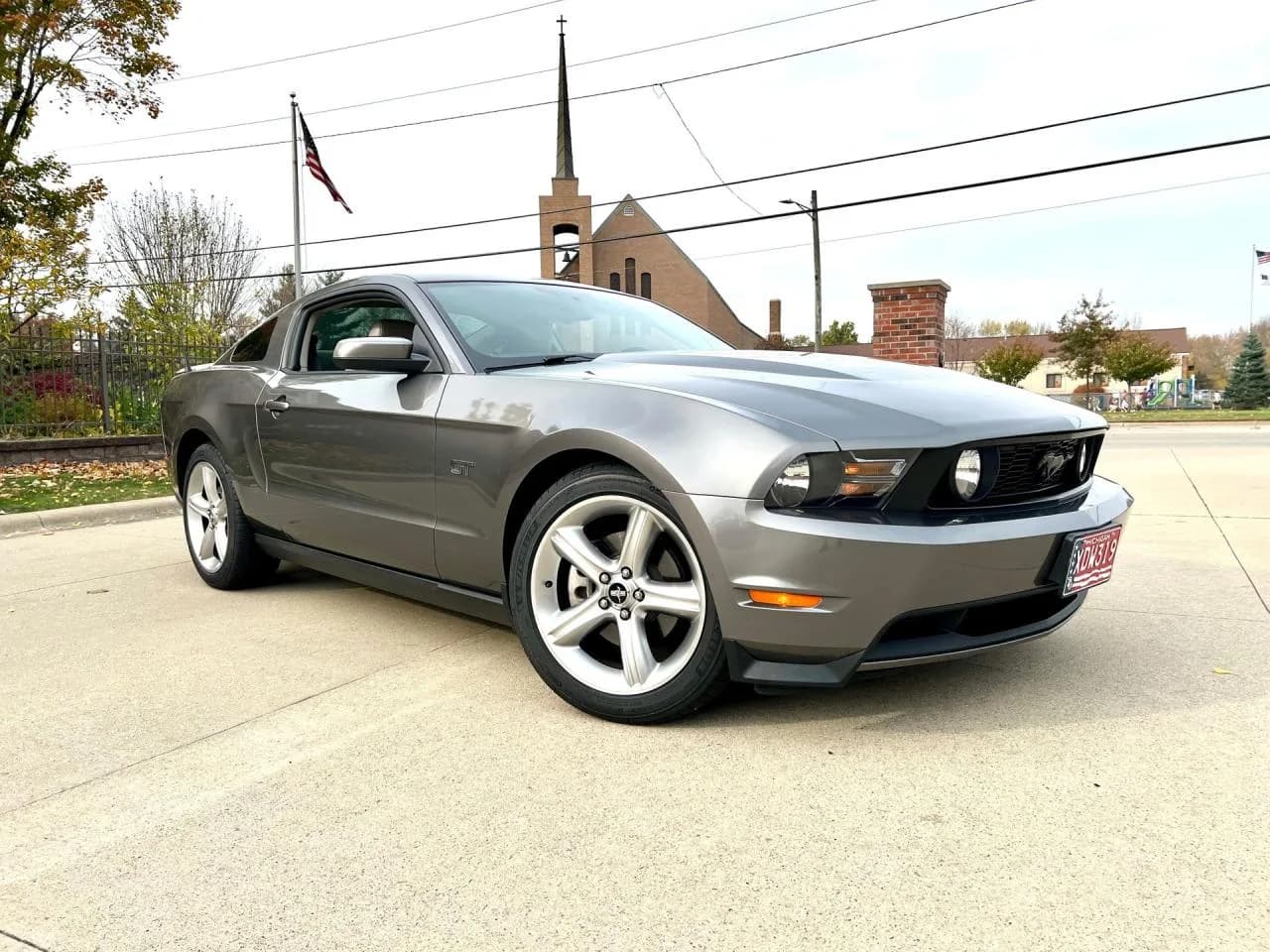 2010 Ford Mustang GT - Thumbnail 4