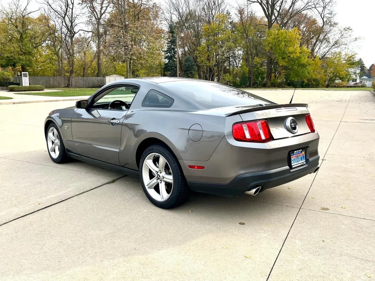 2010 Ford Mustang GT - Thumbnail 8