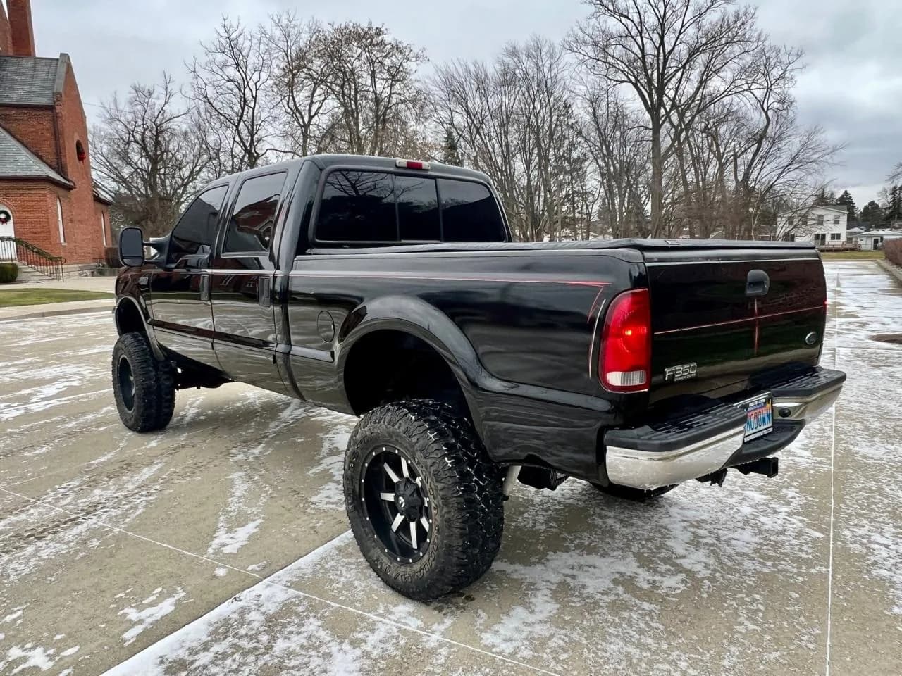 2002 Ford F350 - Thumbnail 7