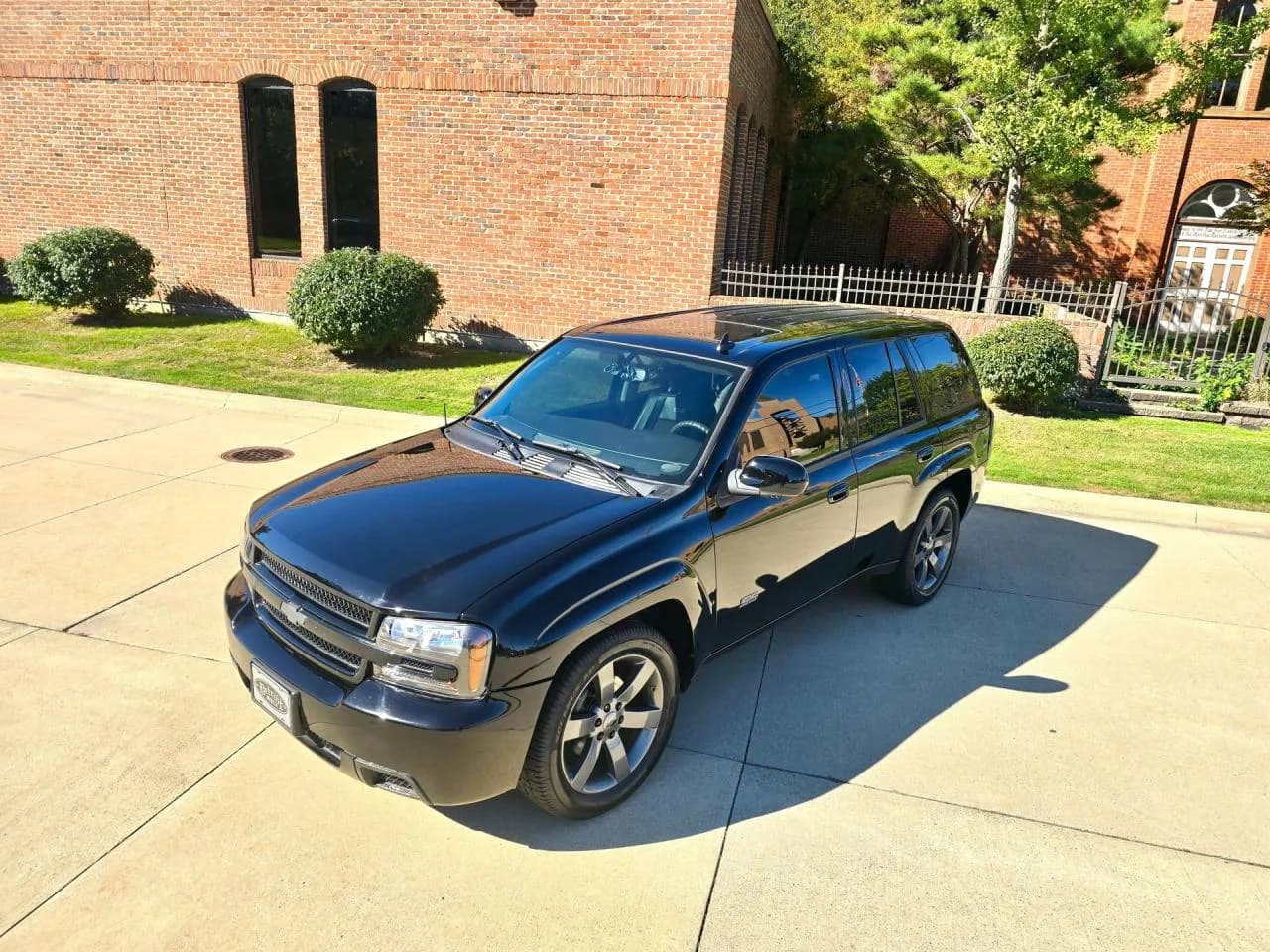 2006 Chevrolet Trailblazer SS - Thumbnail 5