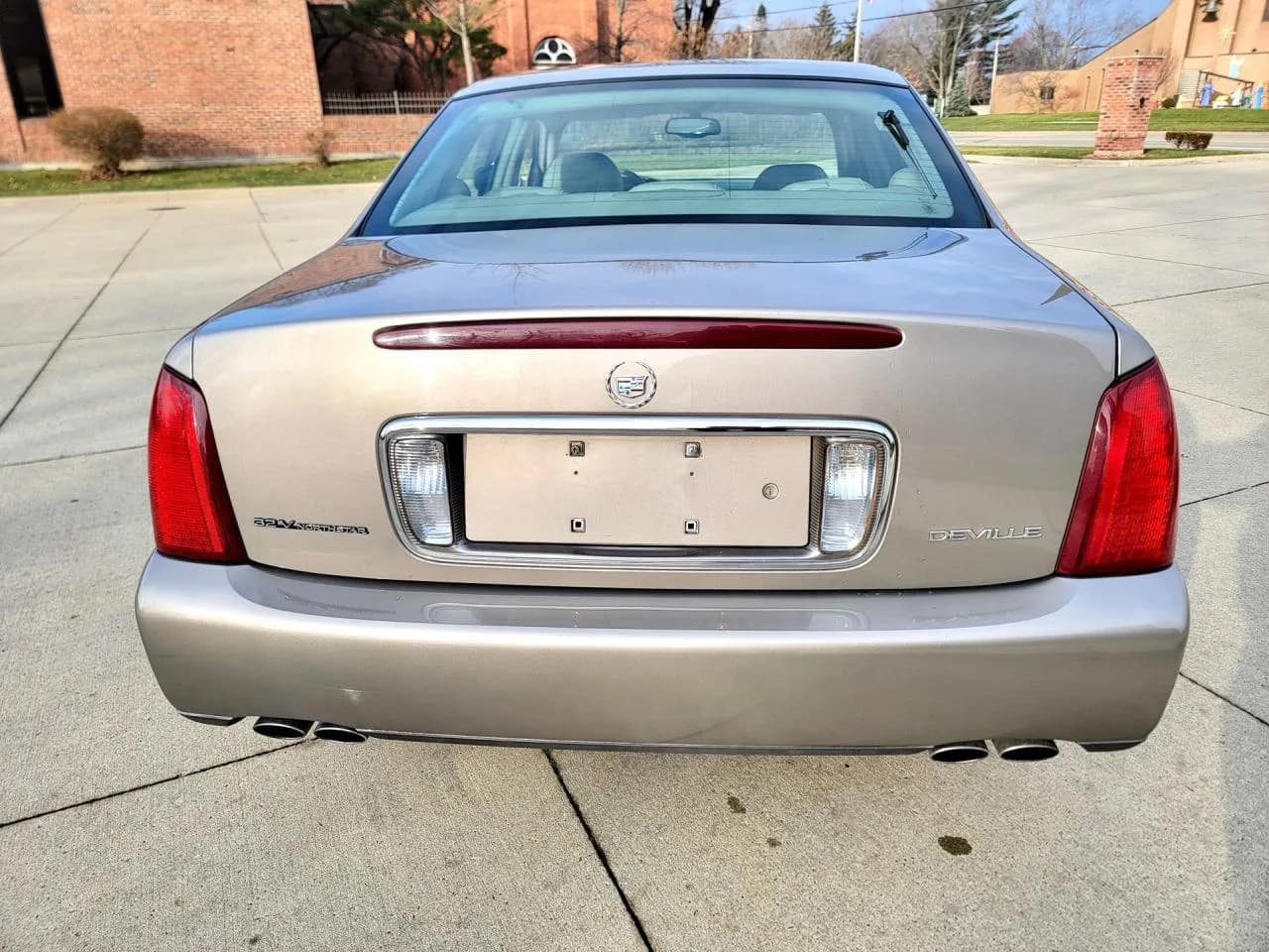 2002 Cadillac Sedan DeVille - Thumbnail 7