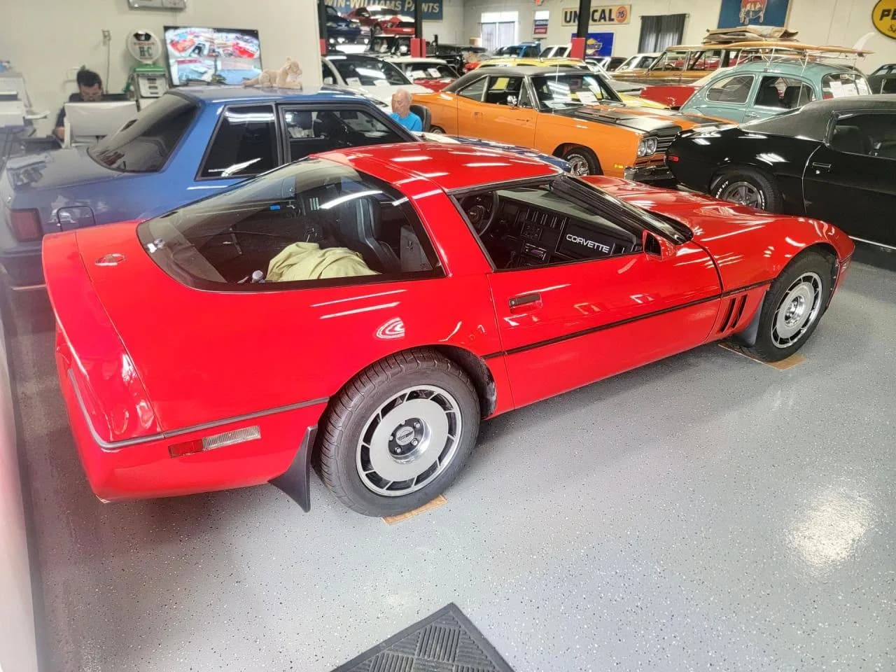 1984 Chevrolet Corvette - Thumbnail 3