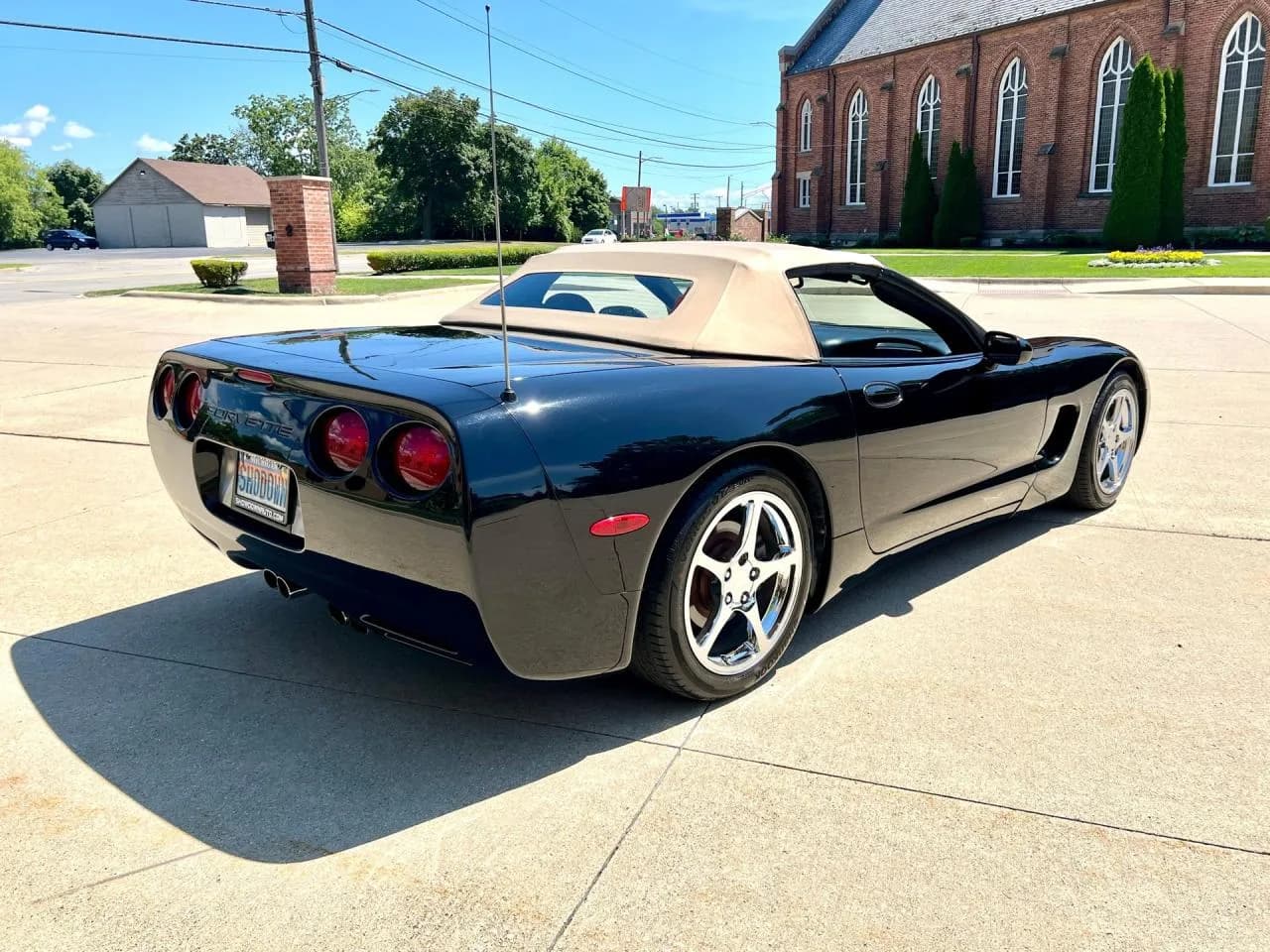 2001 Chevrolet Corvette - Thumbnail 5