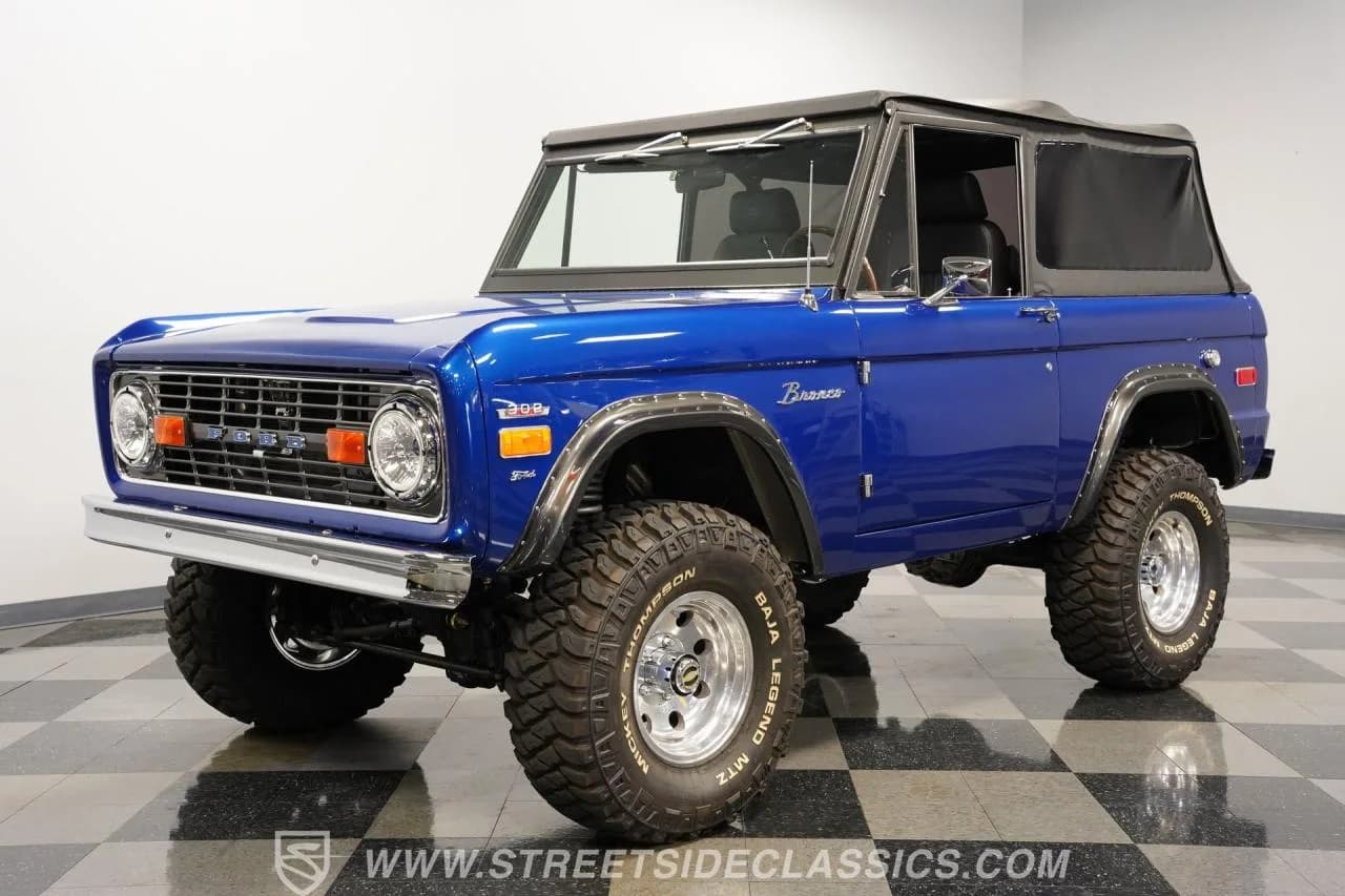 1973 Ford Bronco 4x4 Restomod - Thumbnail 5