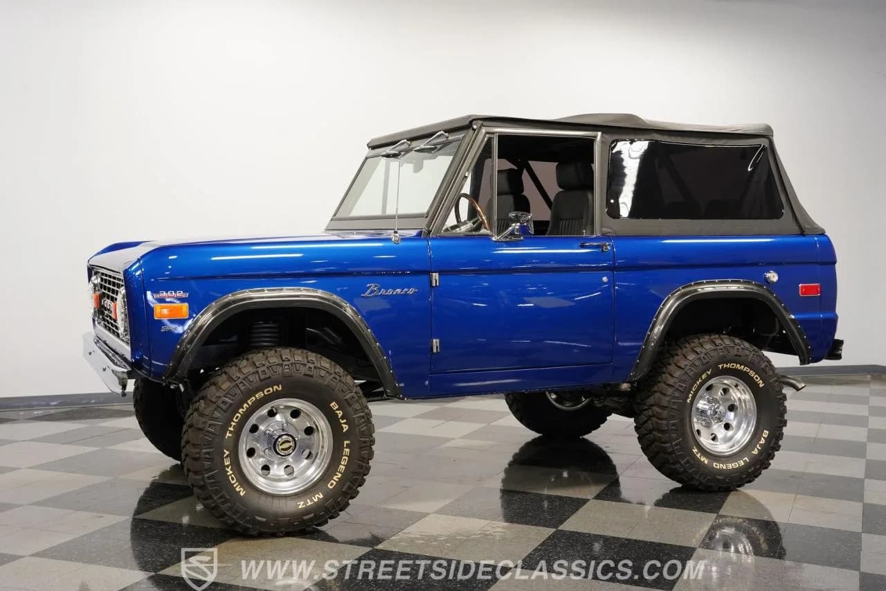 1973 Ford Bronco 4x4 Restomod - Thumbnail 6