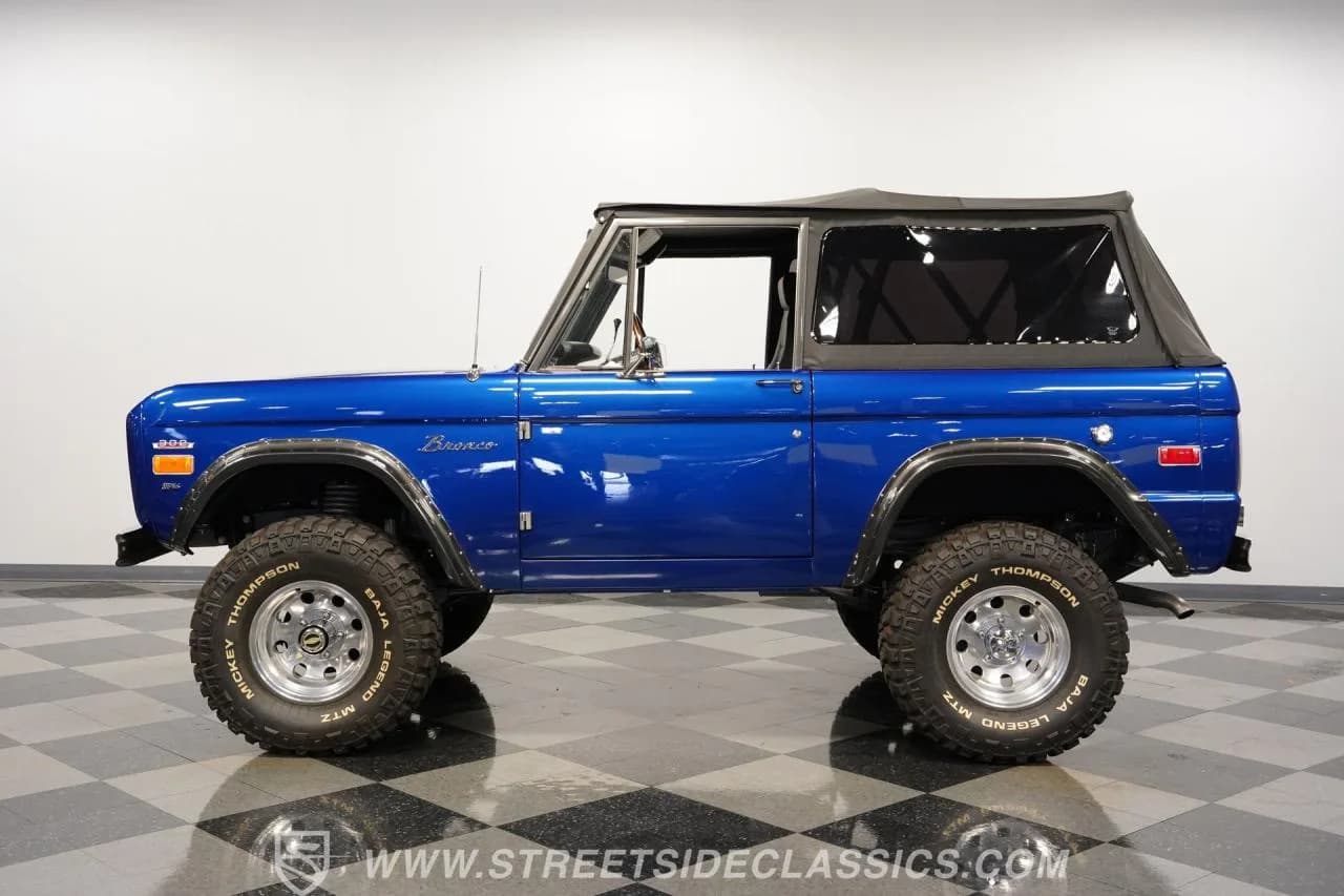 1973 Ford Bronco 4x4 Restomod - Thumbnail 7