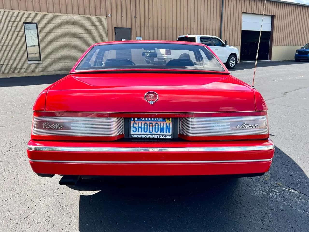 1989 Cadillac Allante - Thumbnail 6