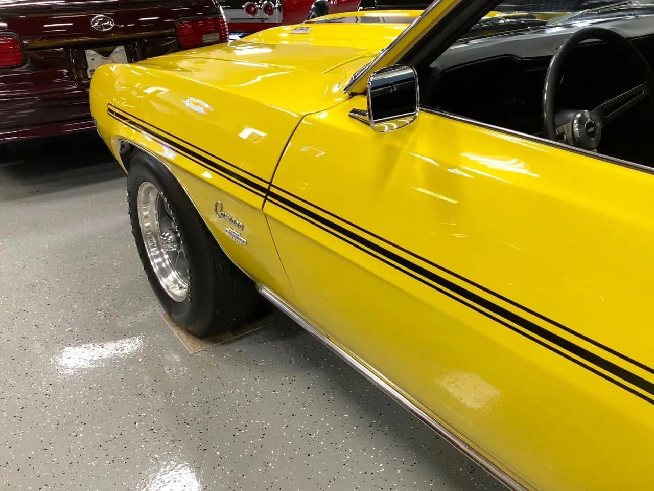 1969 Chevrolet Camaro Yenko replica - Thumbnail 8