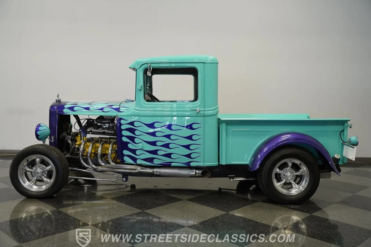 1932 Ford Pickup - Thumbnail 7