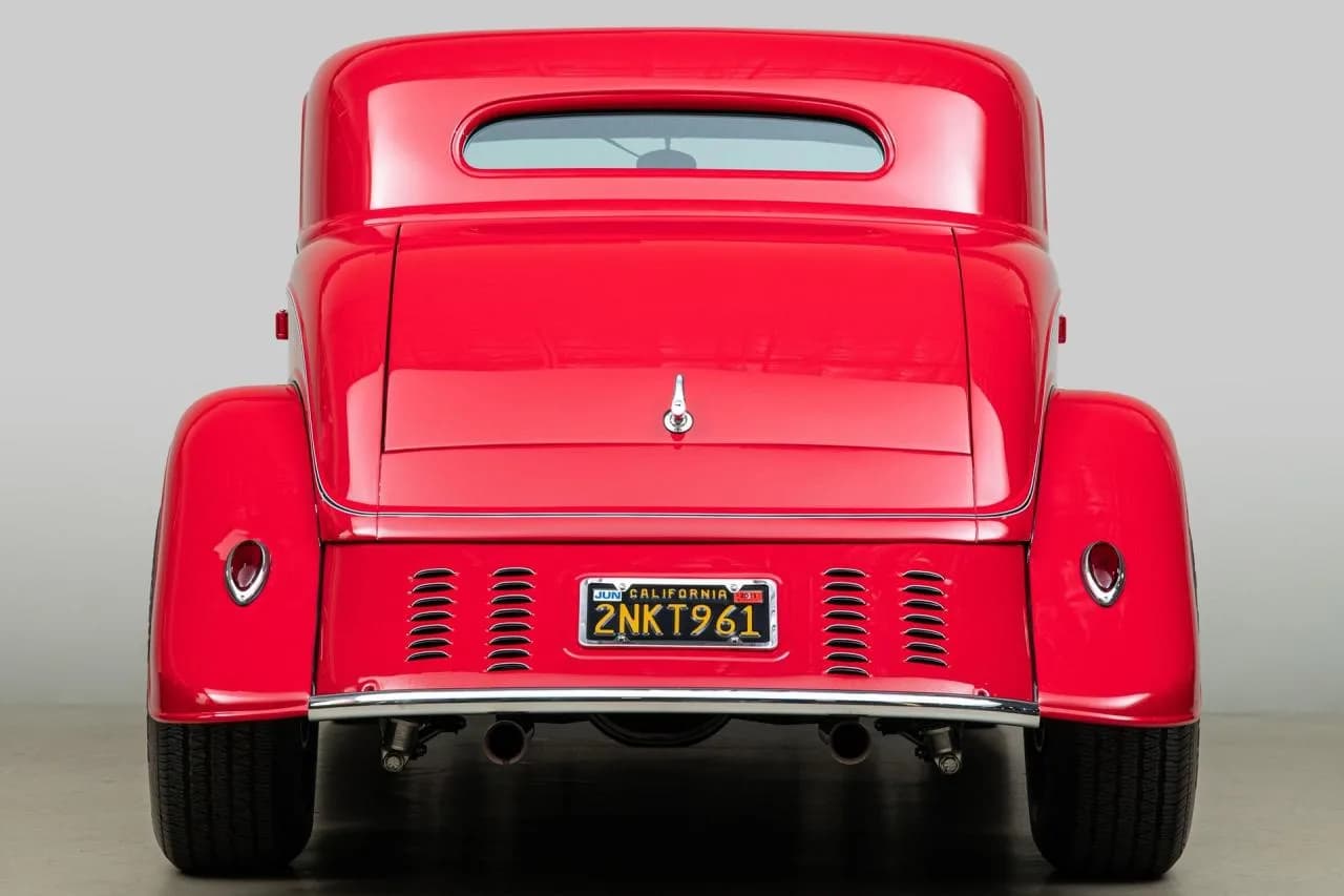 1934 Ford 3 Window Coupe - Thumbnail 6