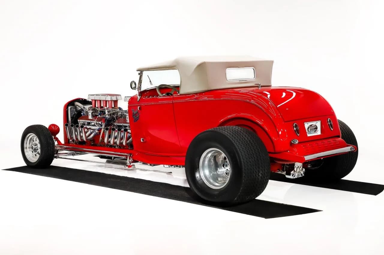 1932 Ford Double Trouble - Thumbnail 6