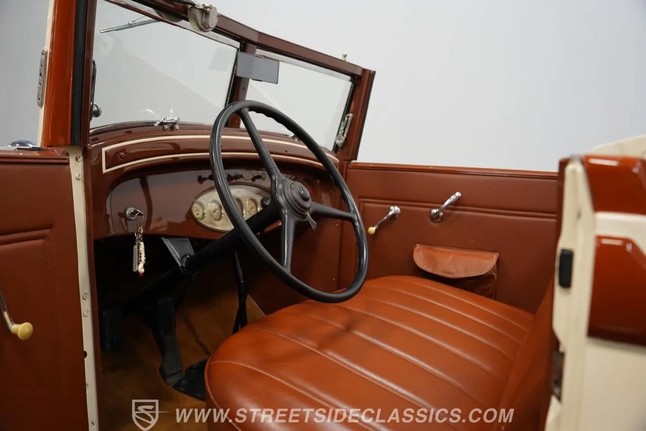 1932 Chrysler CI Rumble Seat Convertible - Thumbnail 4