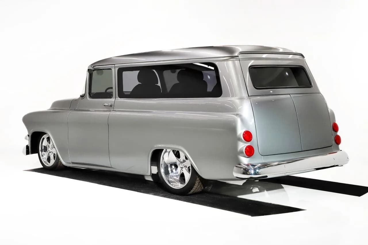 1958 Chevrolet Suburban - Thumbnail 6