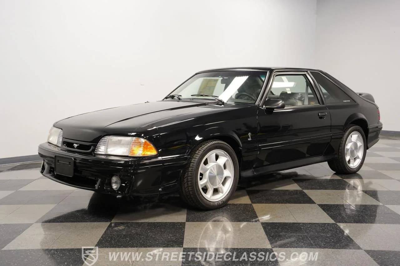 1993 Ford Mustang Cobra SVT - Thumbnail 5