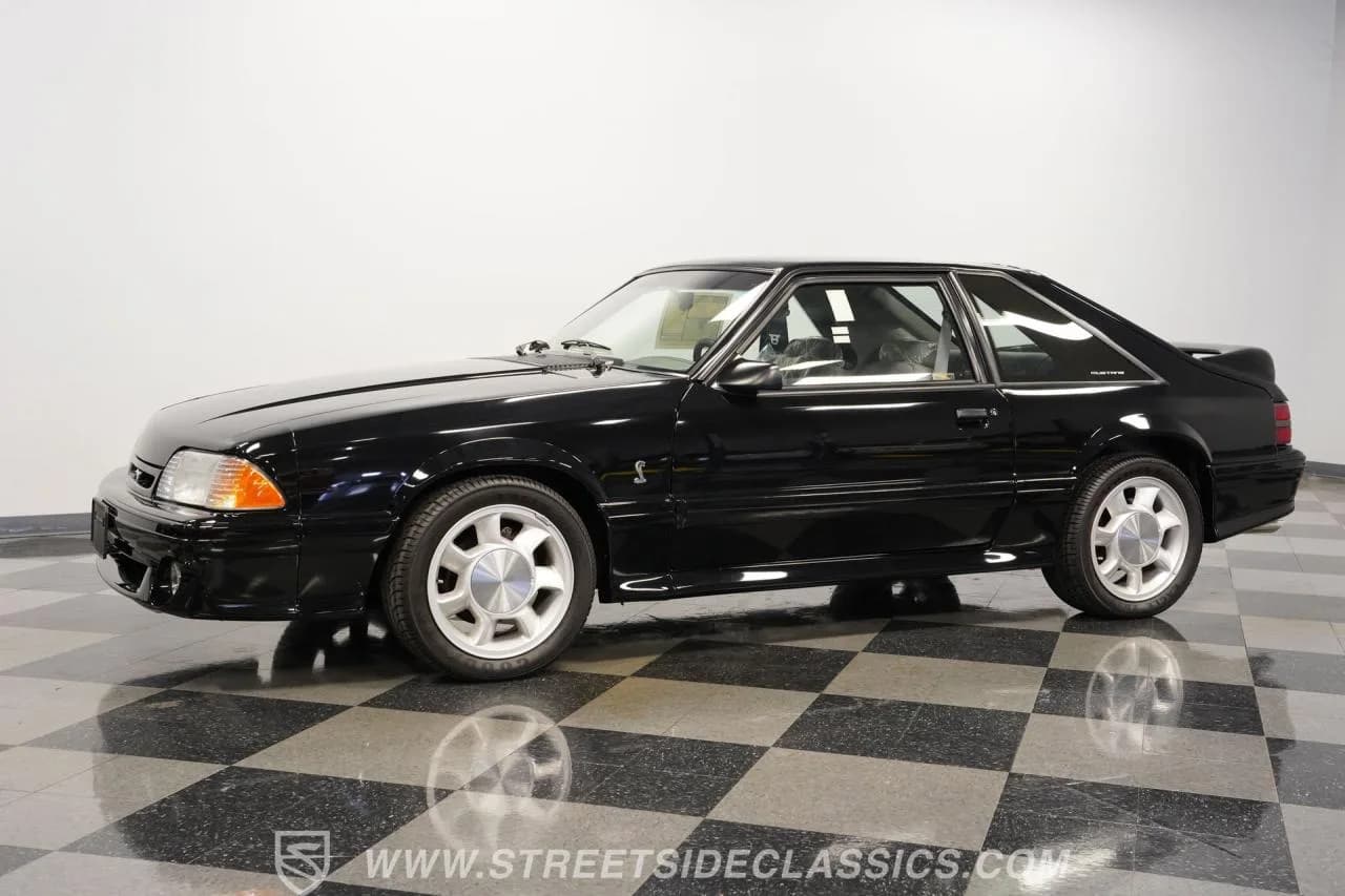 1993 Ford Mustang Cobra SVT - Thumbnail 6