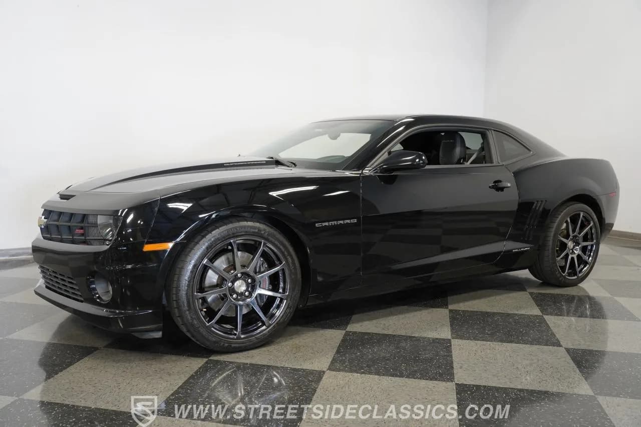 2011 Chevrolet Camaro Callaway SC 572 - Thumbnail 6