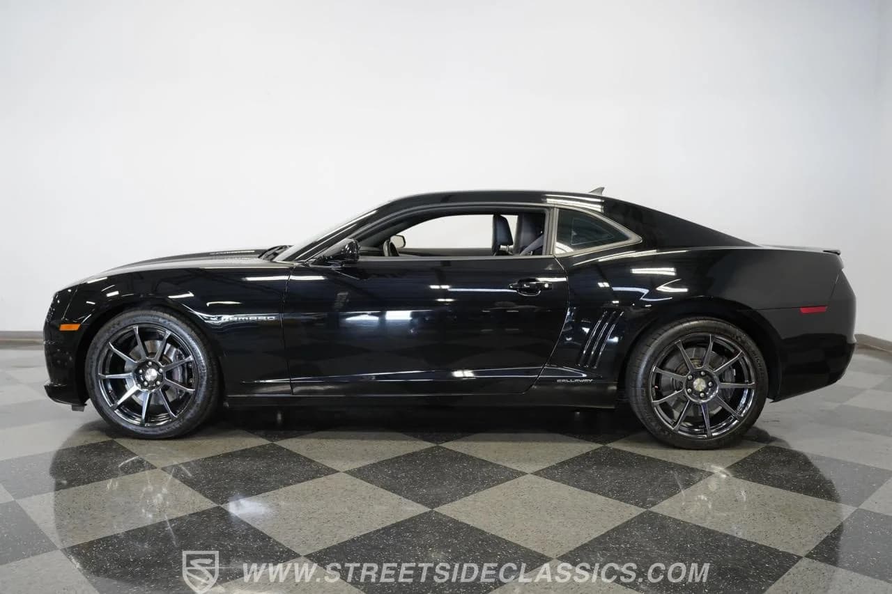 2011 Chevrolet Camaro Callaway SC 572 - Thumbnail 7