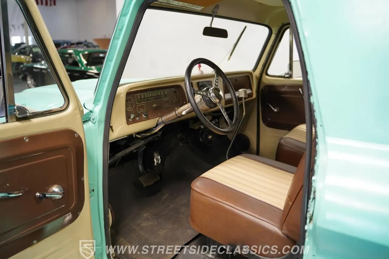 1965 Chevrolet Panel Delivery Restomod - Thumbnail 4