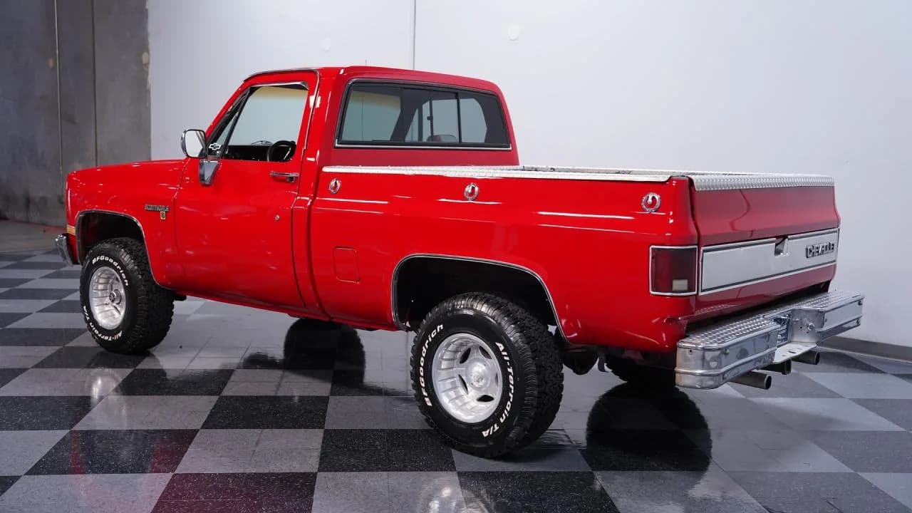 1984 Chevrolet K10 Scottsdale 4X4 - Thumbnail 7