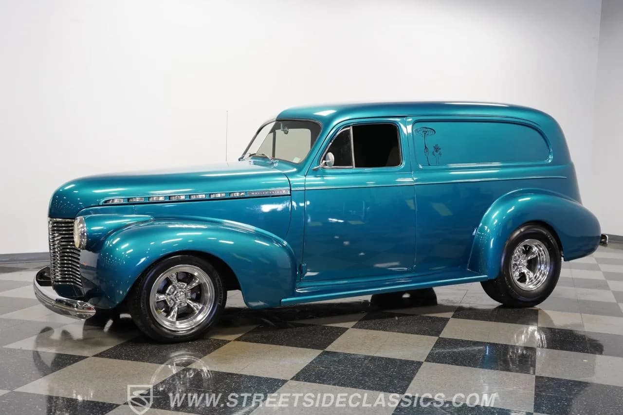 1940 Chevrolet Deluxe Sedan Delivery - Thumbnail 6