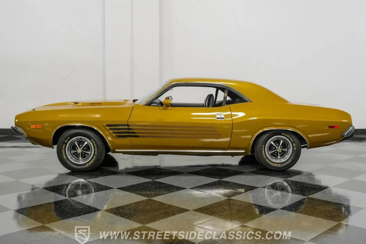 1973 Dodge Challenger Rallye - Thumbnail 2