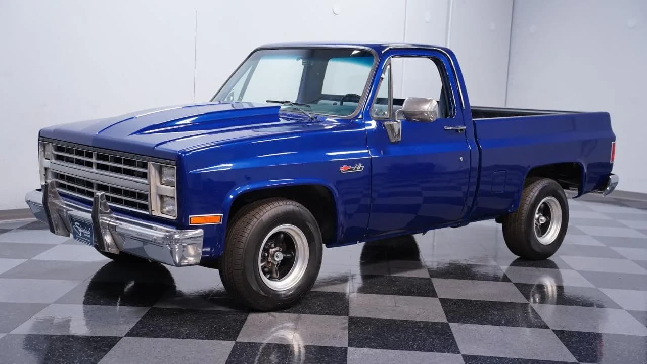 1987 GMC R1500 Pickup - Thumbnail 6