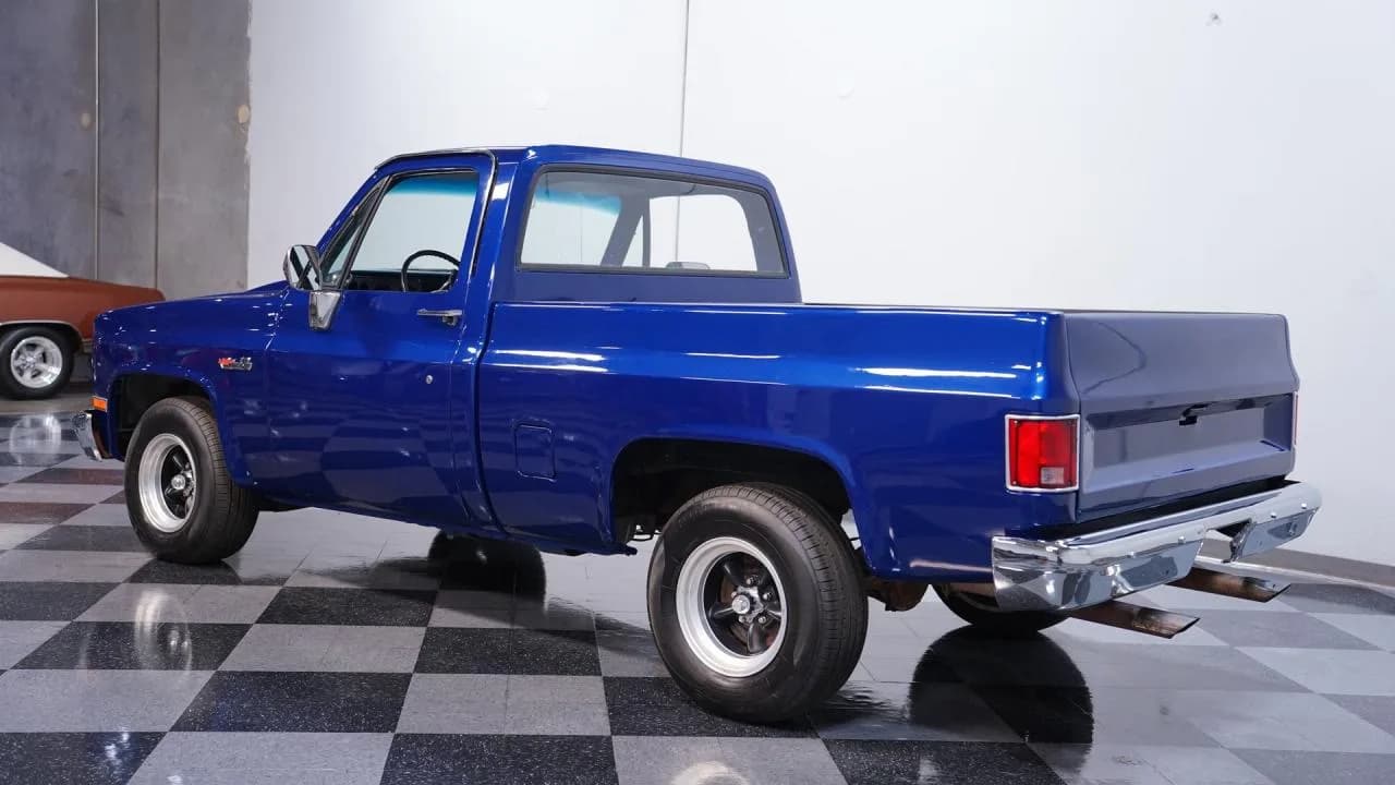 1987 GMC R1500 Pickup - Thumbnail 7