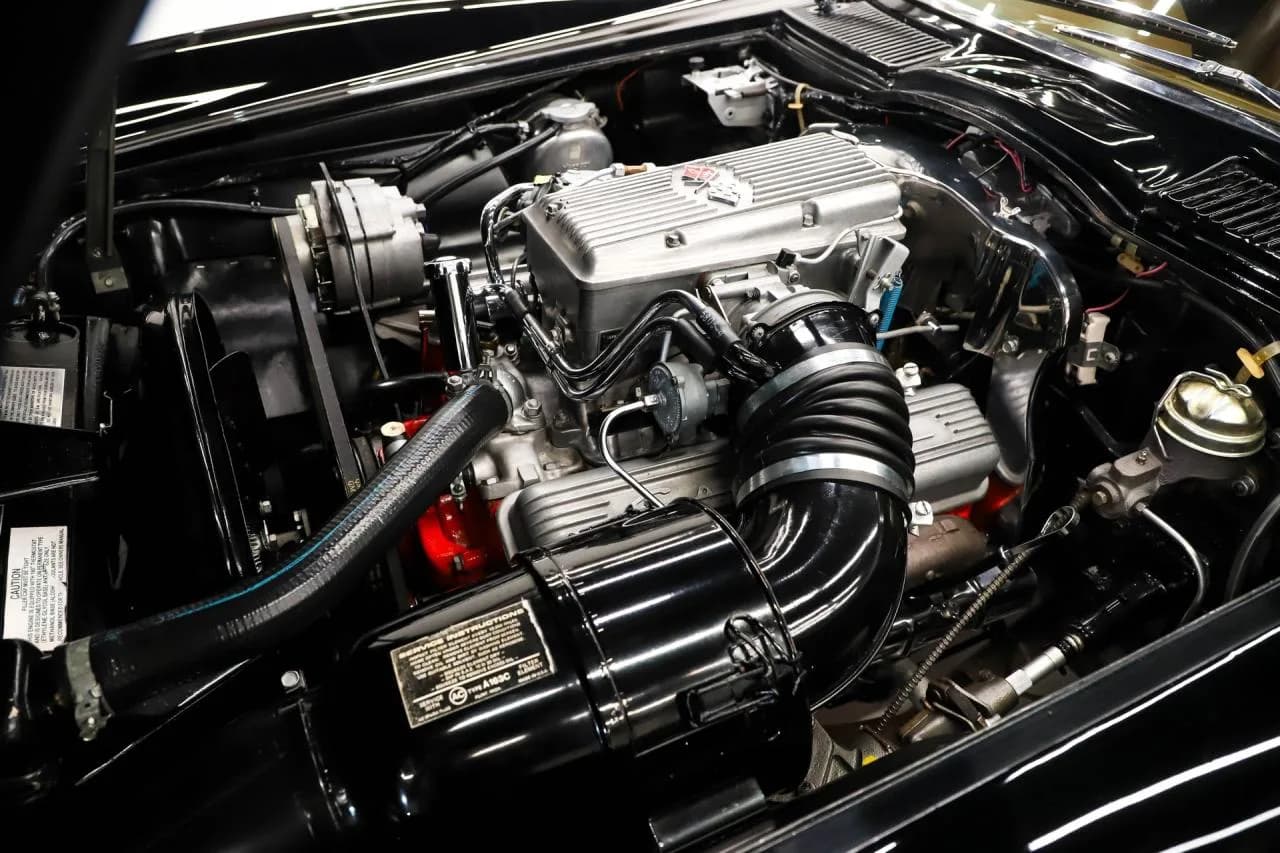 1963 Chevrolet Corvette Split Window Fuelie - Thumbnail 5