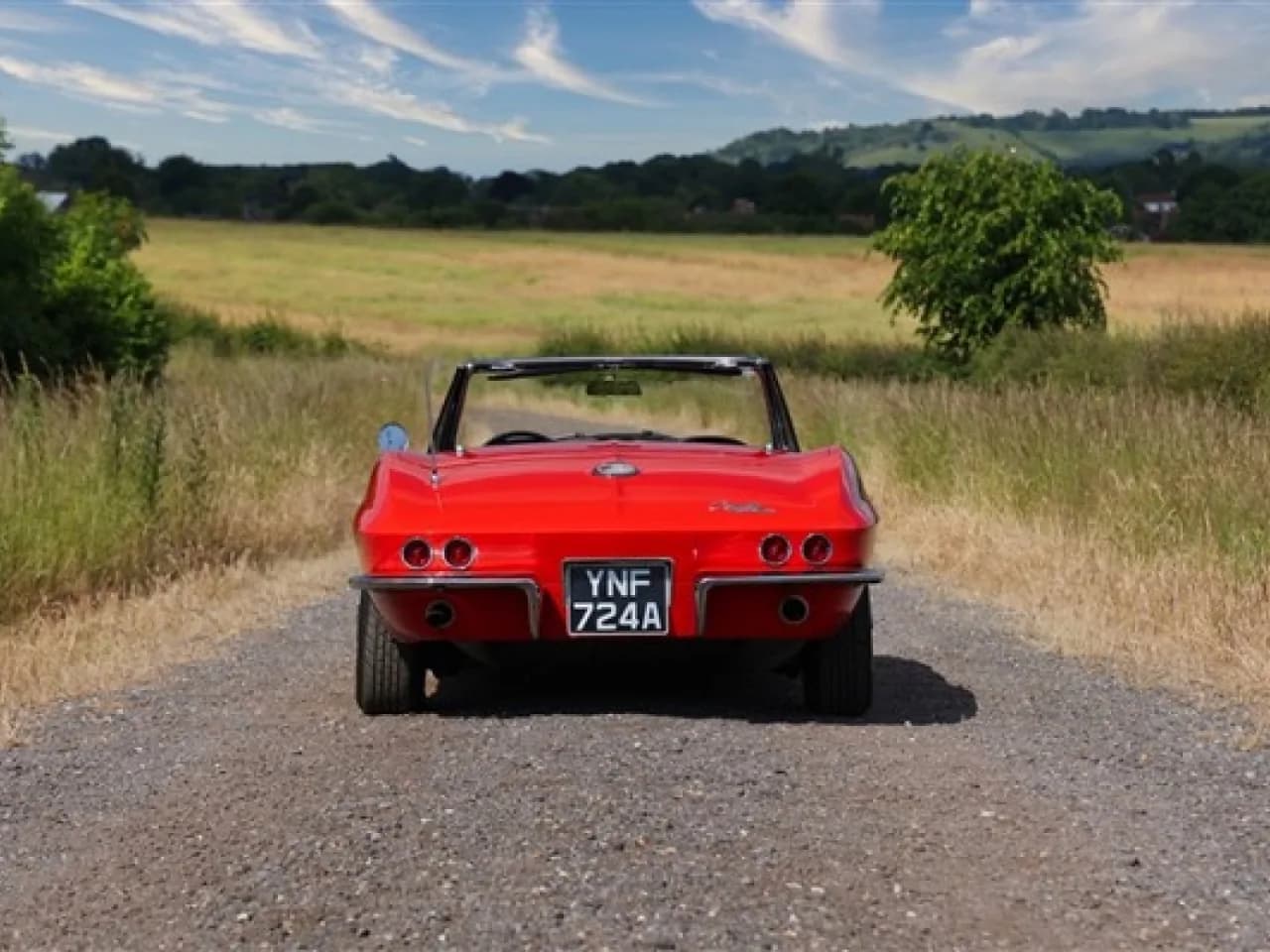 1963 Chevrolet Corvette C2 Sting Ray - Thumbnail 5