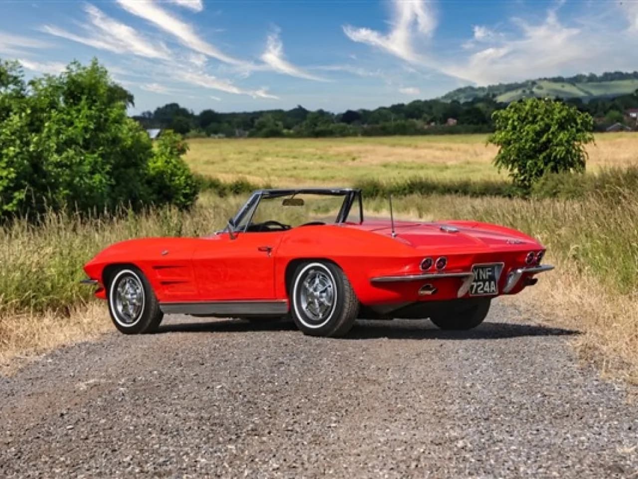 1963 Chevrolet Corvette C2 Sting Ray - Thumbnail 2