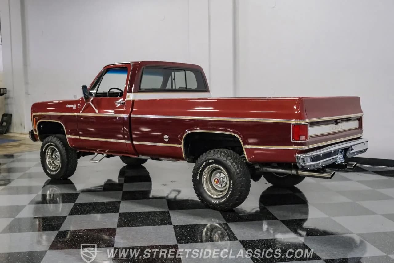 1977 Chevrolet K10 Cheyenne 4x4 - Thumbnail 7