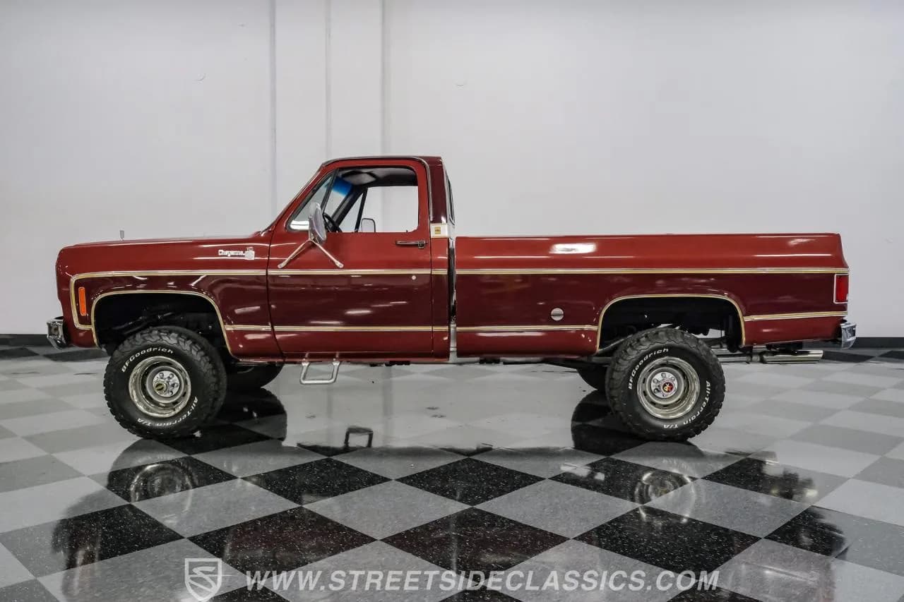 1977 Chevrolet K10 Cheyenne 4x4 - Image 2