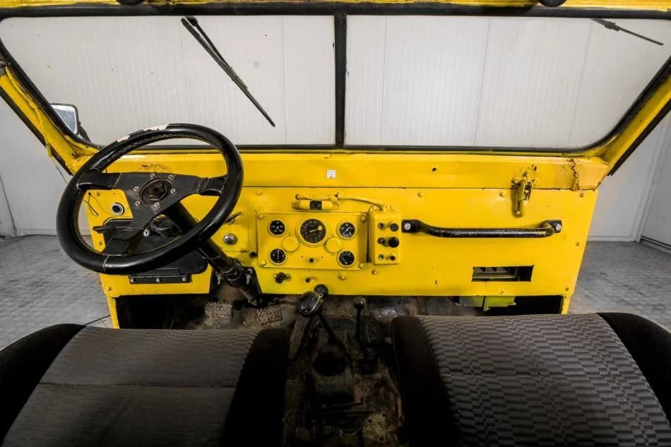 1957 Willys Jeep Overland - Thumbnail 5