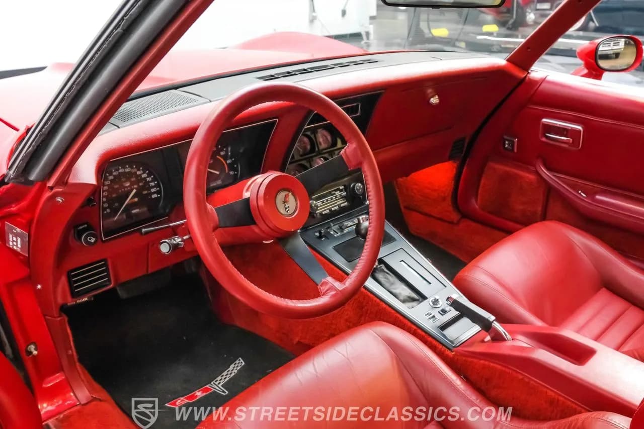 1982 Chevrolet Corvette - Thumbnail 4