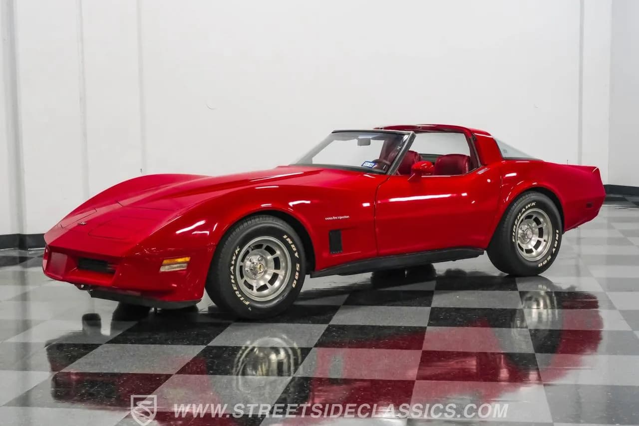 1982 Chevrolet Corvette - Thumbnail 6