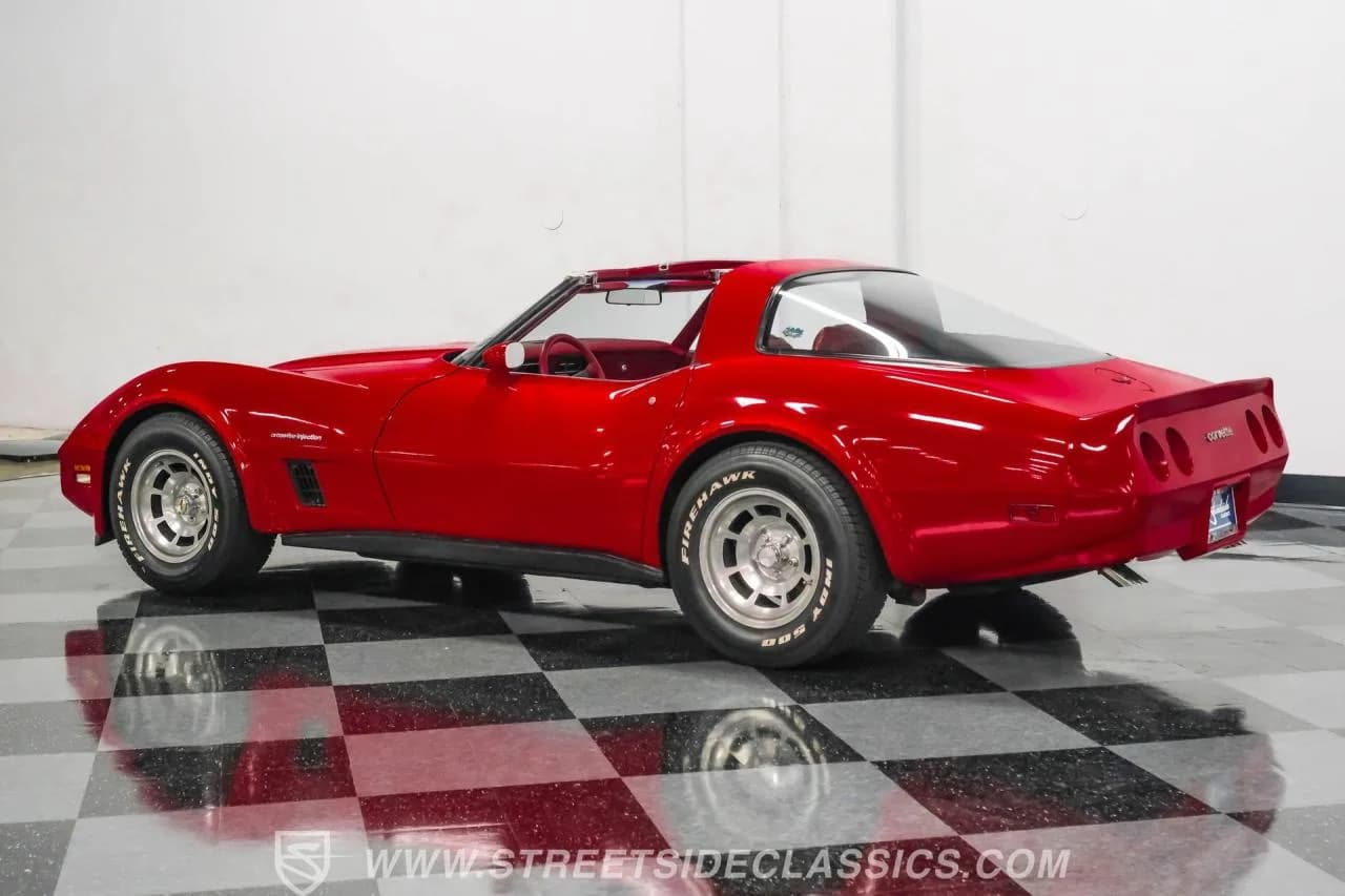 1982 Chevrolet Corvette - Thumbnail 7