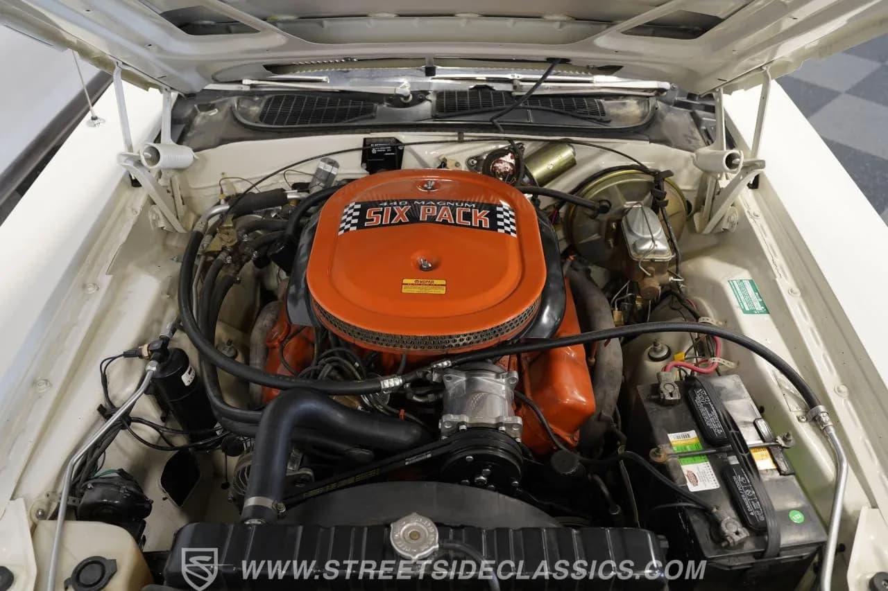 1970 Dodge Challenger RT 440 Six Pack Tribute - Thumbnail 5