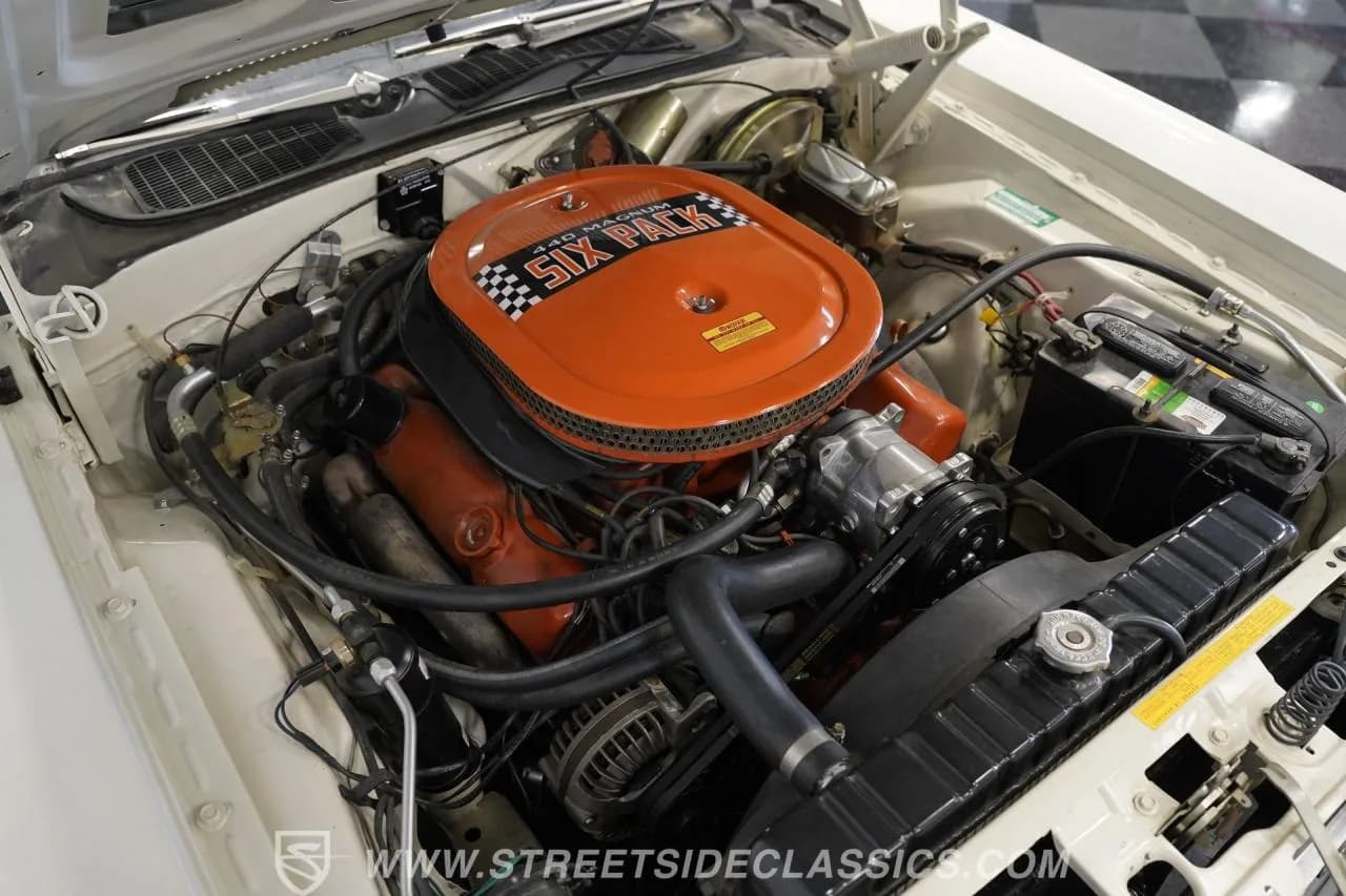 1970 Dodge Challenger RT 440 Six Pack Tribute - Thumbnail 6